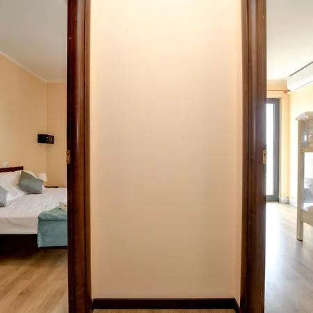 A.g. Hotel *